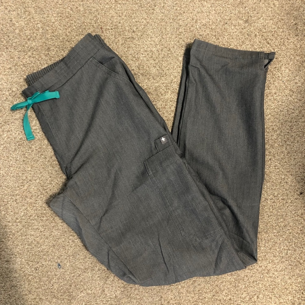 Figs Yola Scrub Pants- *Set of 4* - Picture 6 of 6